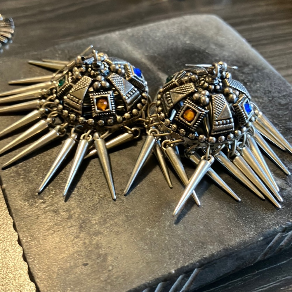 Chandelier earrings NEW